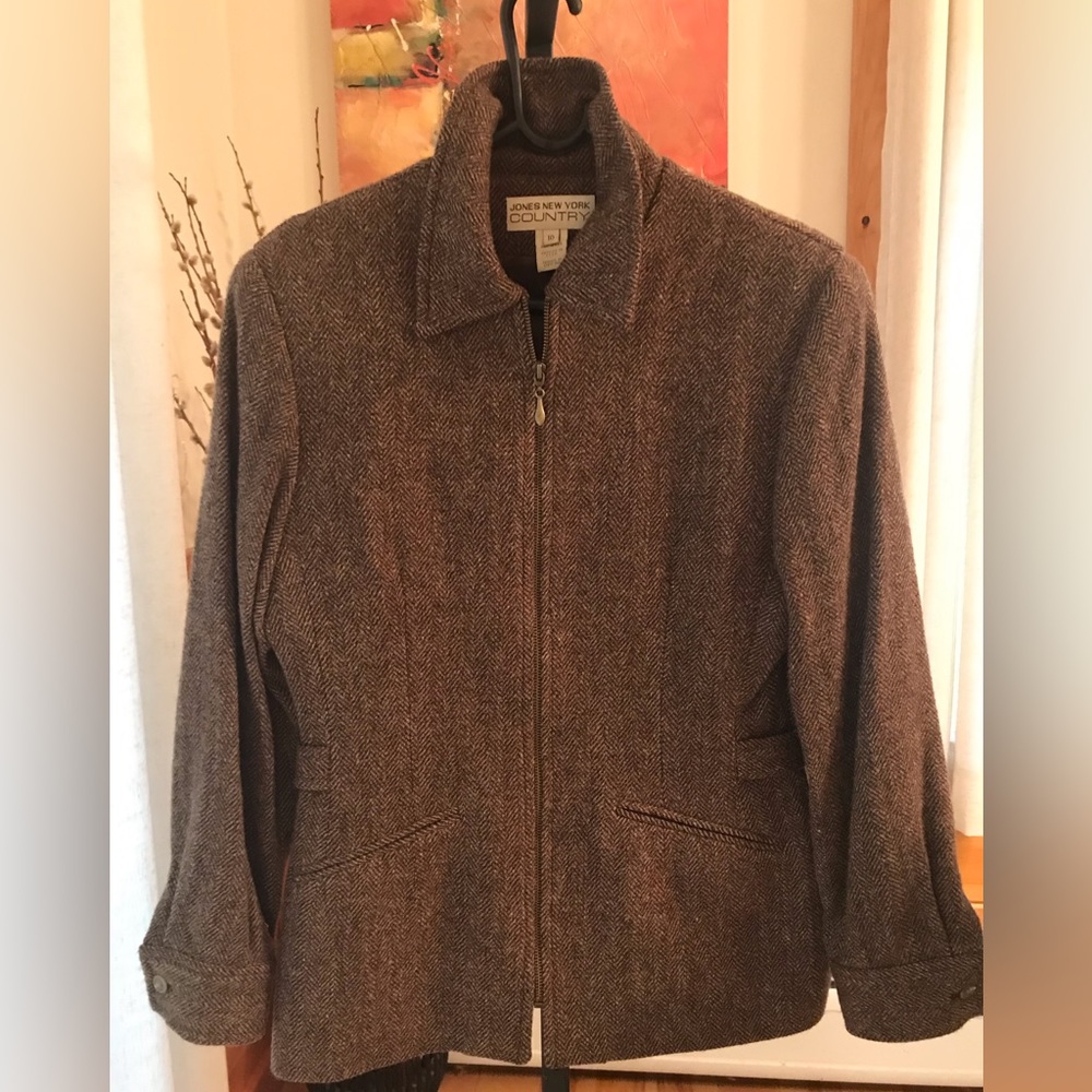 Vintage. Jones Country NY. Wool/Nylon. Pockets. Adjustable waist. Zips. Size 10.